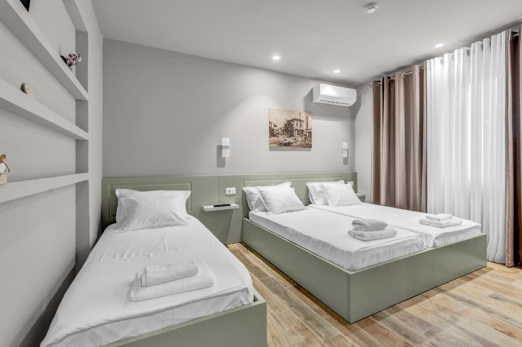 Villa Zoi A Stay To Remember I Located Inside The Castle Of Elbasan, On A Historic Roman Road Via Egnatia I Homemade Breakfast Extérieur photo